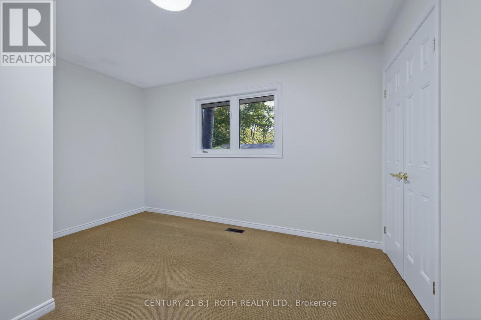 1890 Kensington Place, Severn, Ontario  L3V 7J9 - Photo 13 - S12464912