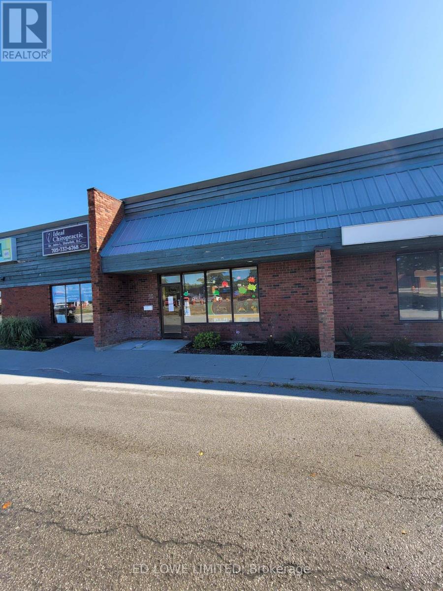 22 - 15 CEDAR POINTE DRIVE, Barrie, Ontario