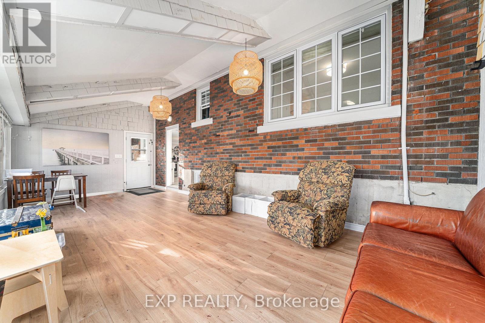 756 Fairdale Avenue, Ottawa, Ontario  K1G 1X7 - Photo 19 - X12465034