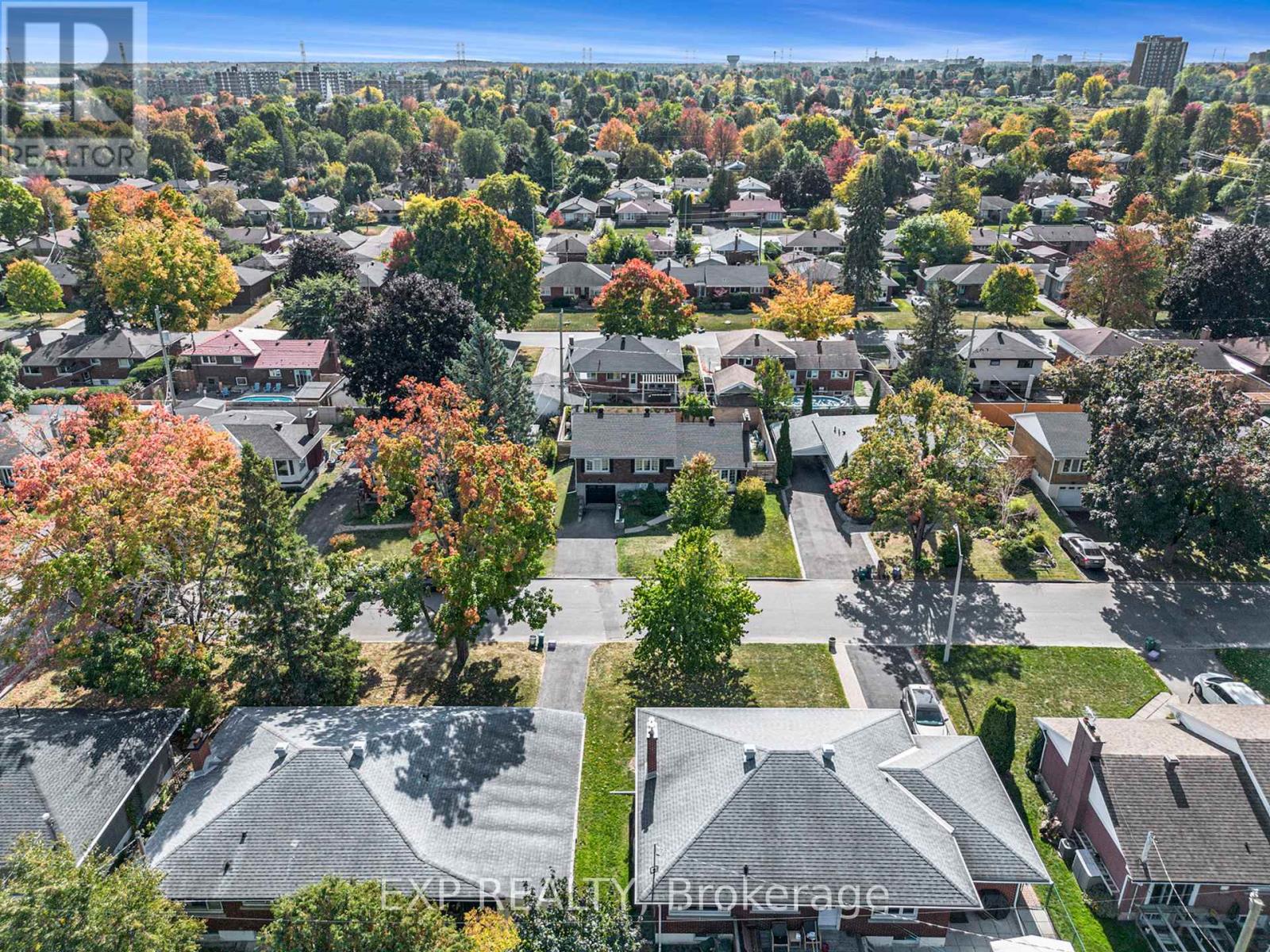 756 Fairdale Avenue, Ottawa, Ontario  K1G 1X7 - Photo 41 - X12465034