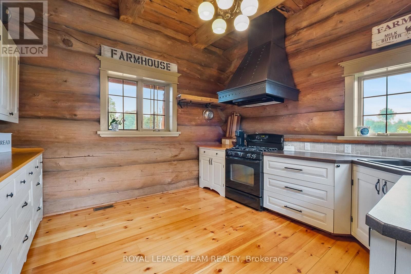 5410 Rockdale Road, Ottawa, Ontario  K0A 3H0 - Photo 19 - X12465040
