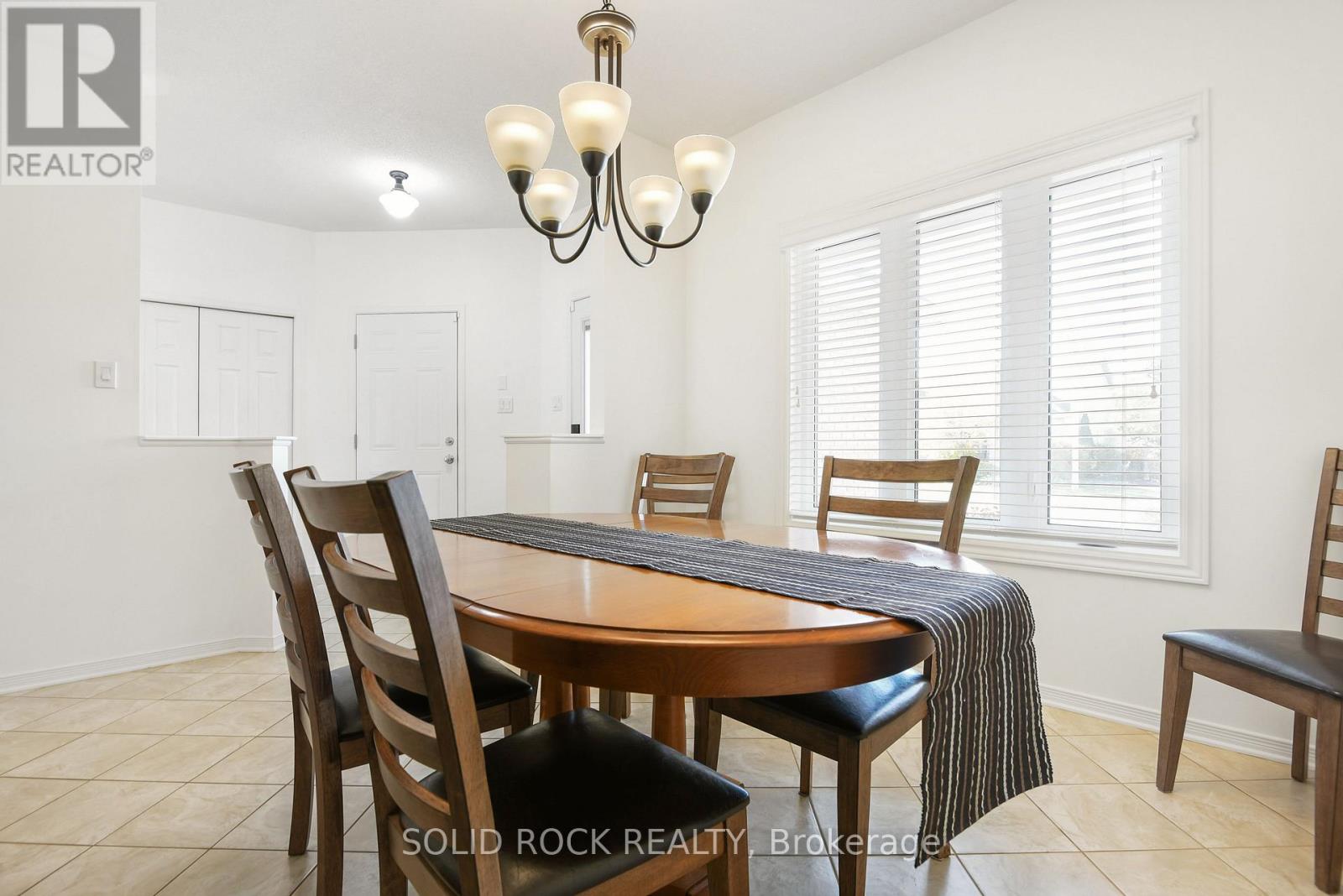 24 Moe Robillard Street, Arnprior, Ontario  K7S 0C2 - Photo 16 - X12465097