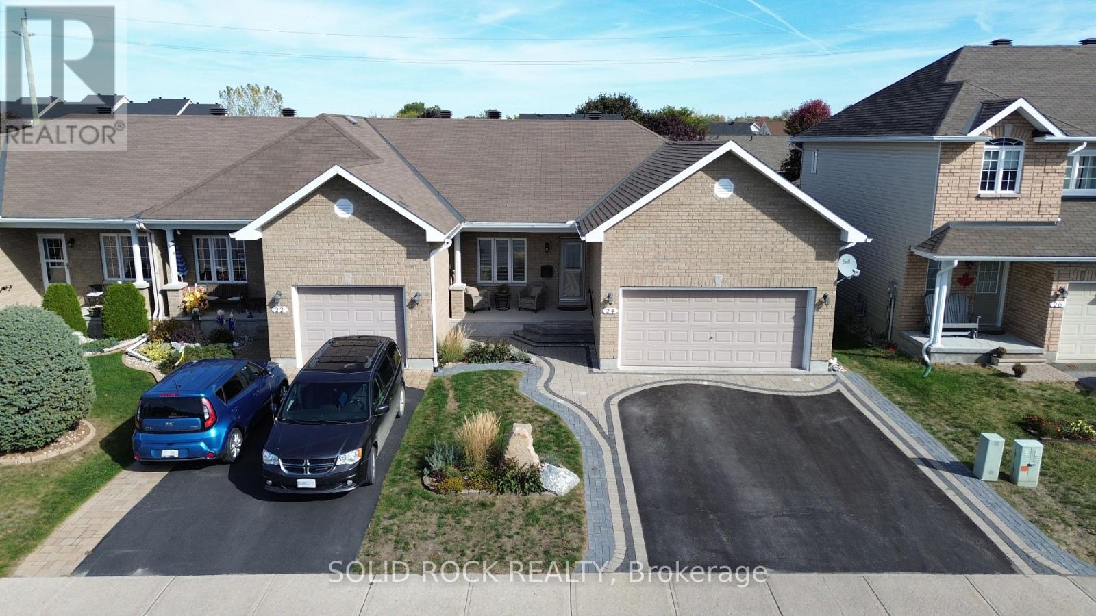 24 Moe Robillard Street, Arnprior, Ontario  K7S 0C2 - Photo 3 - X12465097