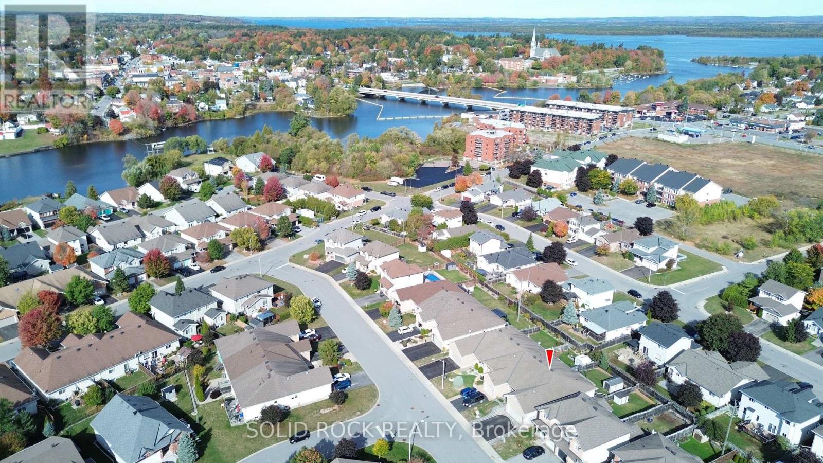 24 Moe Robillard Street, Arnprior, Ontario  K7S 0C2 - Photo 4 - X12465097