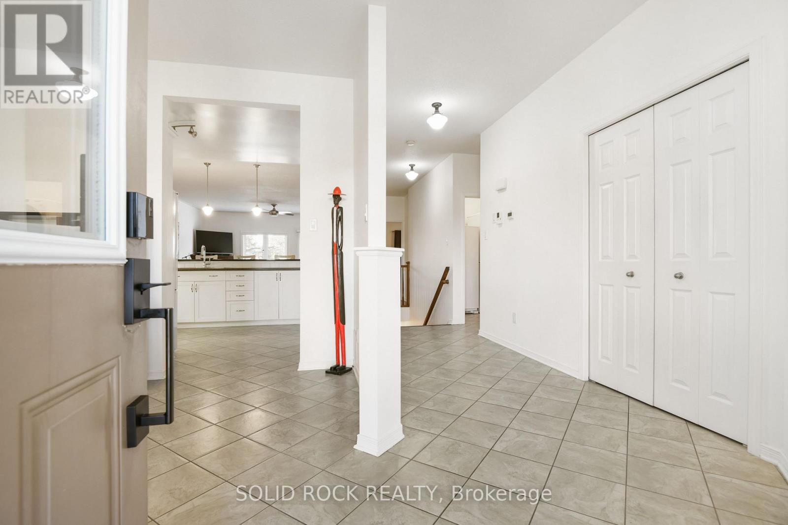 24 Moe Robillard Street, Arnprior, Ontario  K7S 0C2 - Photo 6 - X12465097