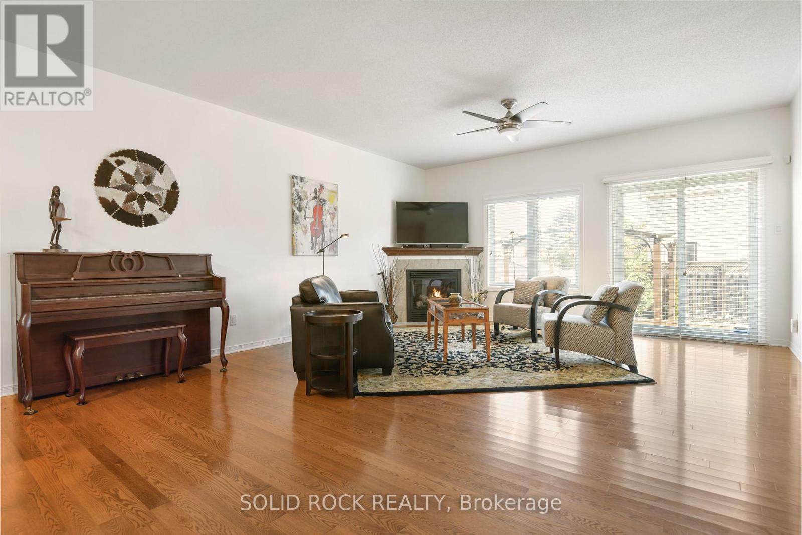 24 Moe Robillard Street, Arnprior, Ontario  K7S 0C2 - Photo 9 - X12465097
