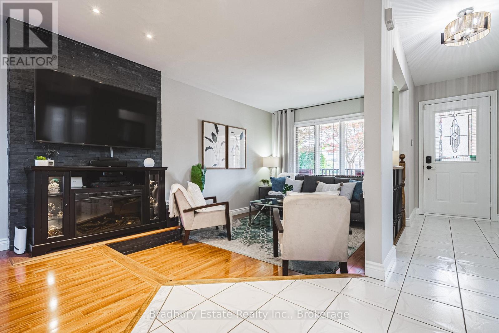 176 Highland Road W, Hamilton, Ontario  L8J 2S6 - Photo 8 - X12464998