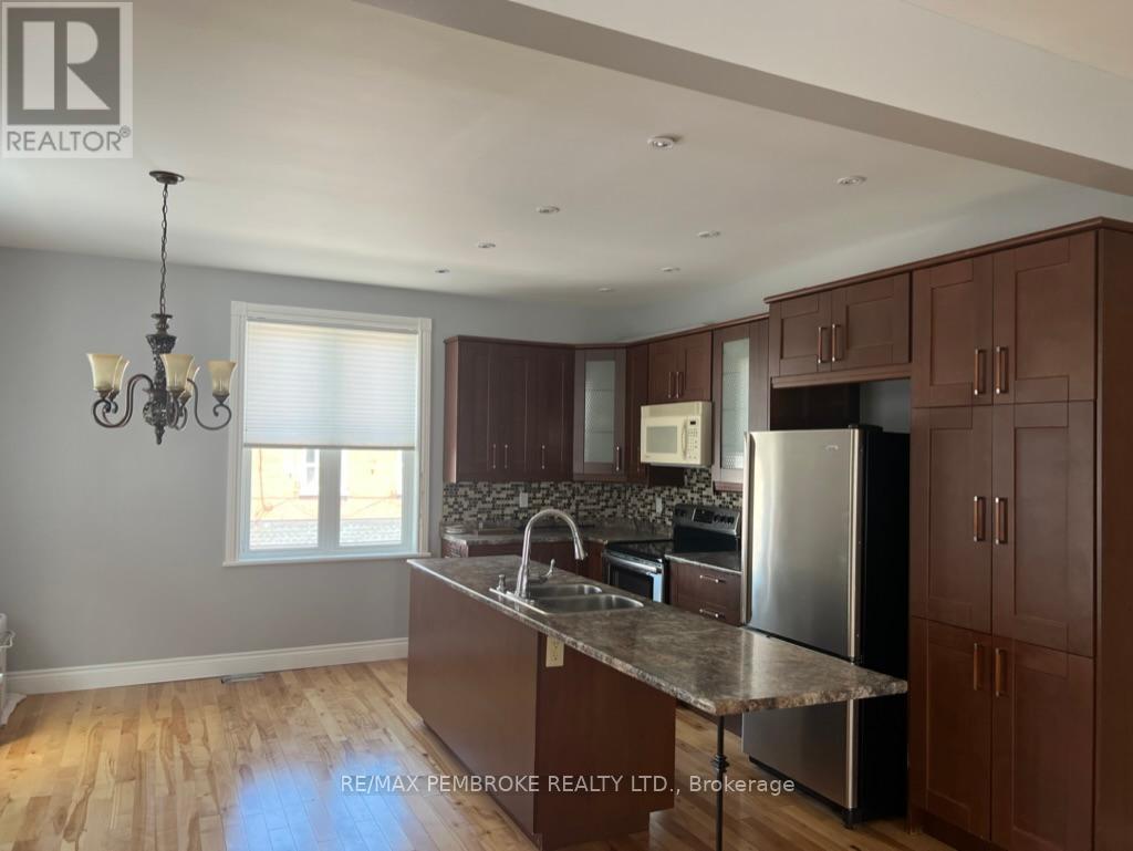 186 Pembroke Street E, Pembroke, Ontario  K8A 3J7 - Photo 29 - X12465112
