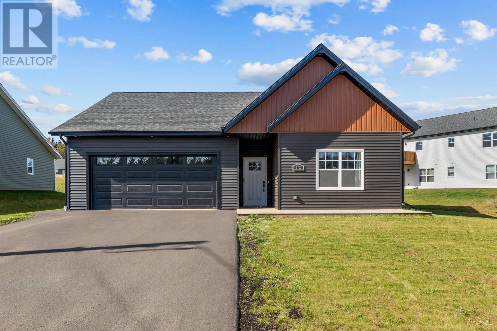 172 Stanmol Drive, Charlottetown, Prince Edward Island  C1E 3V1 - Photo 1 - 202525938