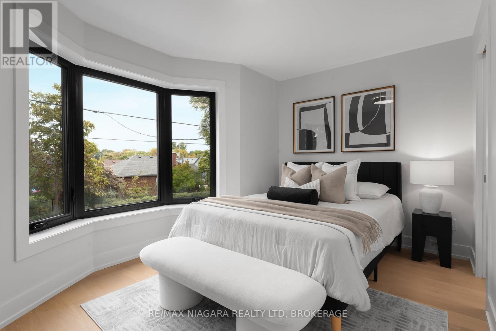 853 Sammon Avenue, Toronto, Ontario  M4C 2E9 - Photo 26 - E12465001
