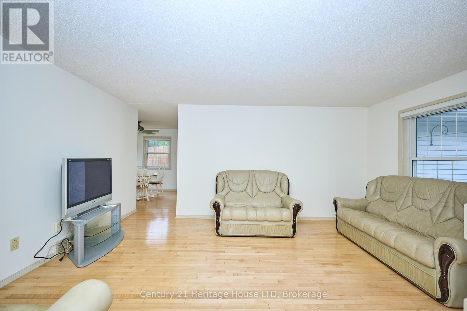 466 Belleair Boulevard, Fort Erie, Ontario  L0S 1N0 - Photo 11 - X12465029