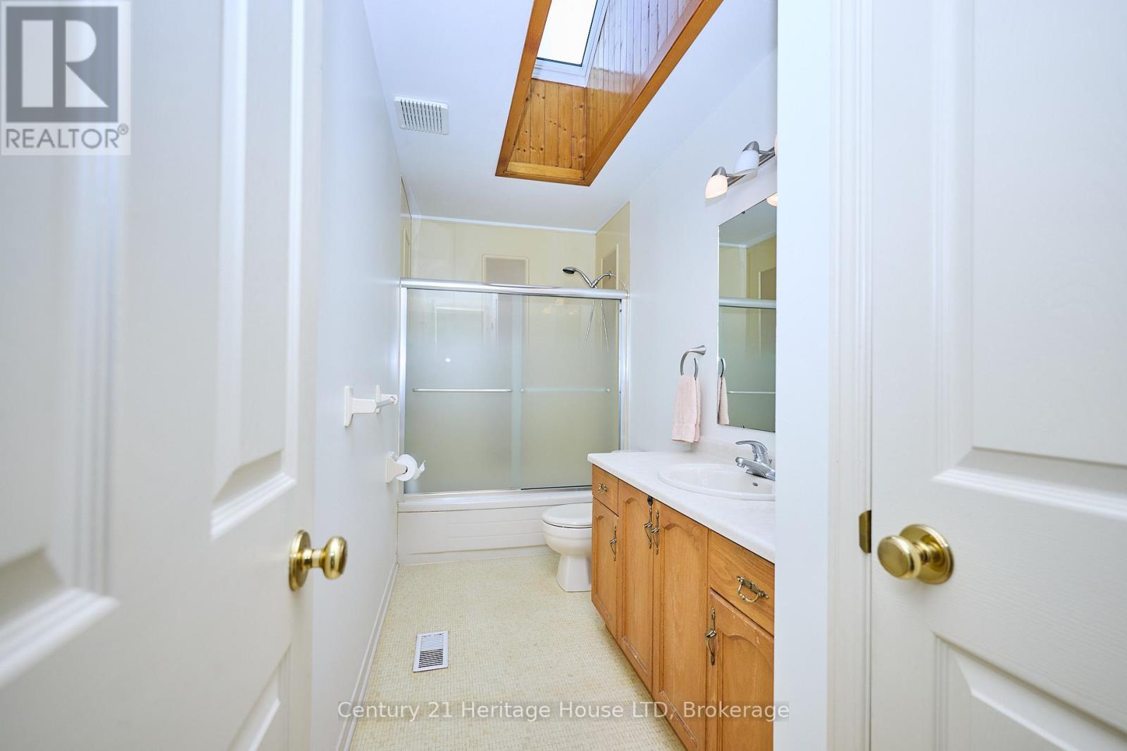 466 Belleair Boulevard, Fort Erie, Ontario  L0S 1N0 - Photo 17 - X12465029