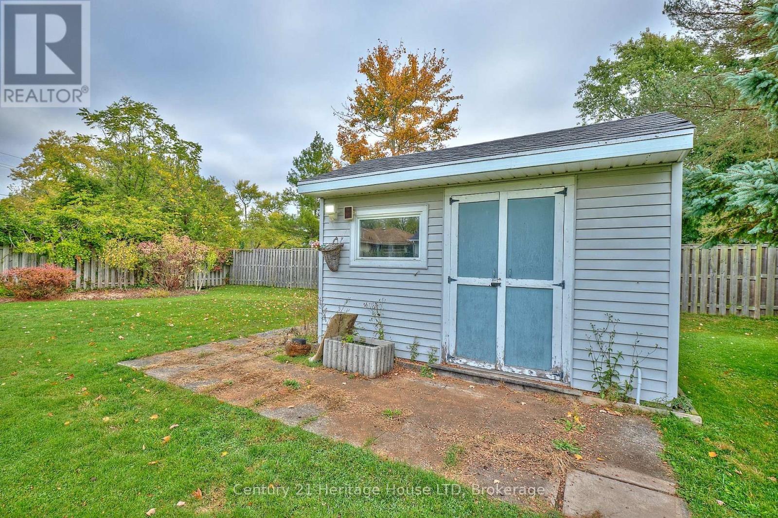 466 Belleair Boulevard, Fort Erie, Ontario  L0S 1N0 - Photo 32 - X12465029
