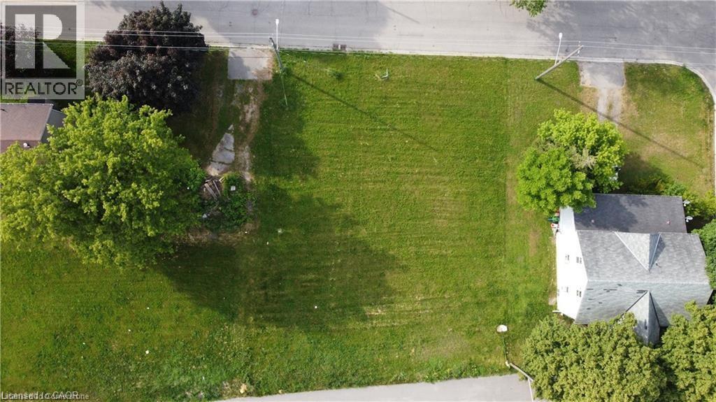 8 Brydges Street, Innerkip, Woodstock  by Ask Marius Real Estate 8 Brydges Street, Innerkip, Woodstock