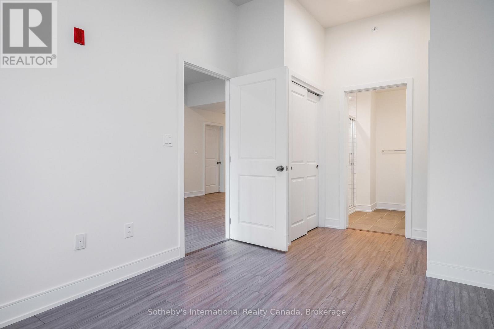 322 - 121 Mary Street, Clearview, Ontario  L0M 1G0 - Photo 19 - S12465069