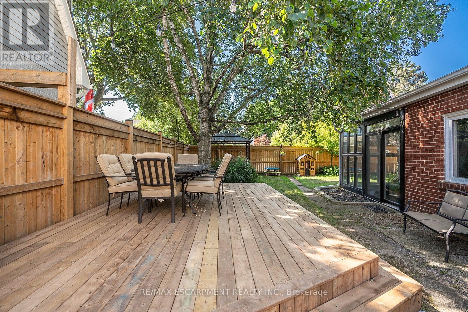 2061 Halton Place, Burlington, Ontario  L7R 1P8 - Photo 34 - W12464898