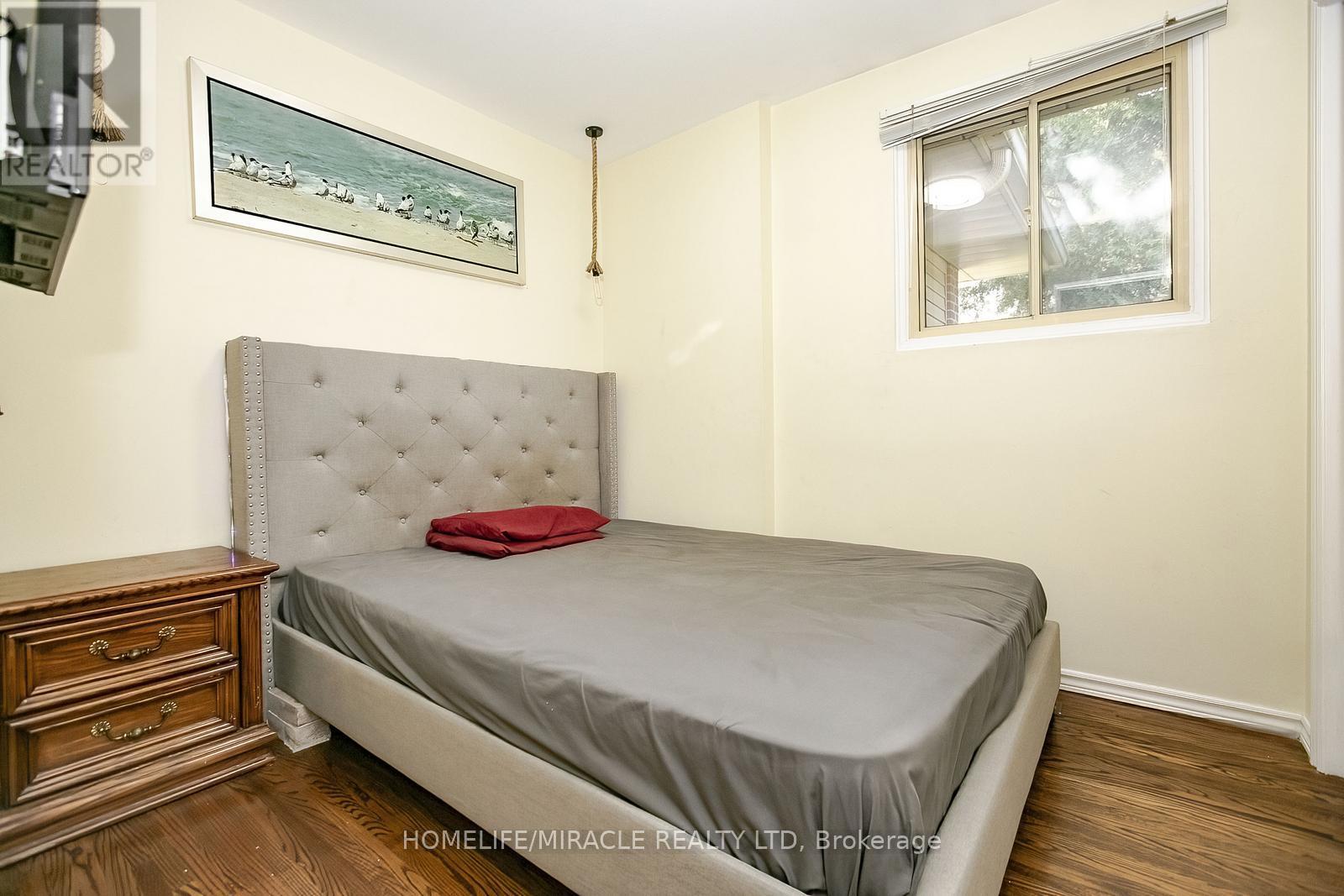 46 Reigate Avenue, Brampton, Ontario  L6V 2E3 - Photo 27 - W12464900