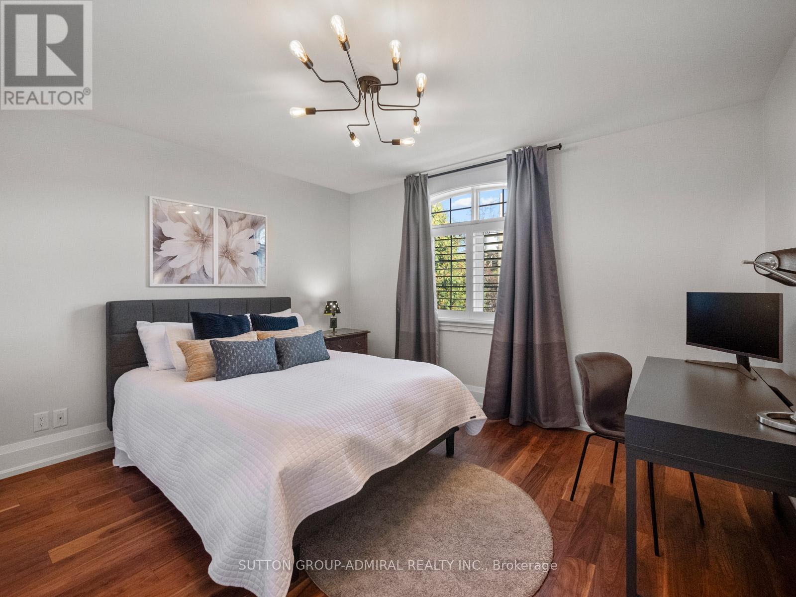 26 Puckeridge Crescent, Toronto (Eringate-Centennial-West Deane), Ontario  M9B 3A2 - Photo 25 - W12464929
