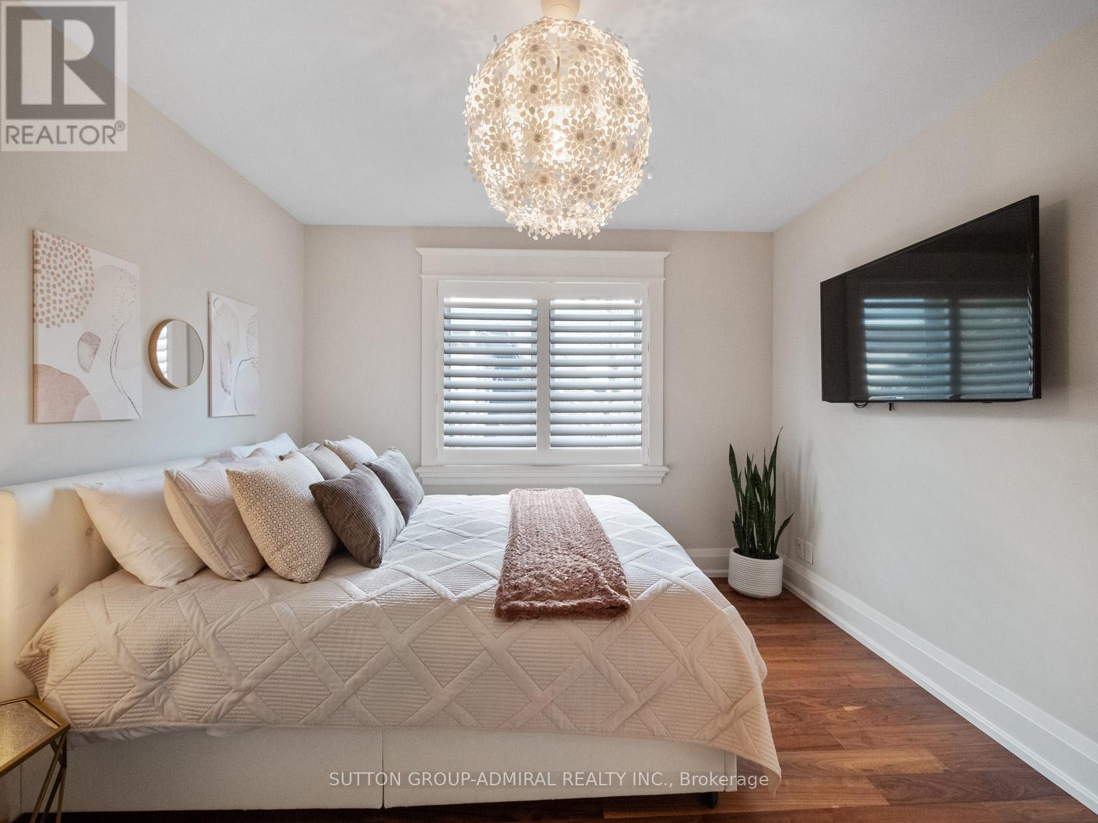 26 Puckeridge Crescent, Toronto (Eringate-Centennial-West Deane), Ontario  M9B 3A2 - Photo 28 - W12464929