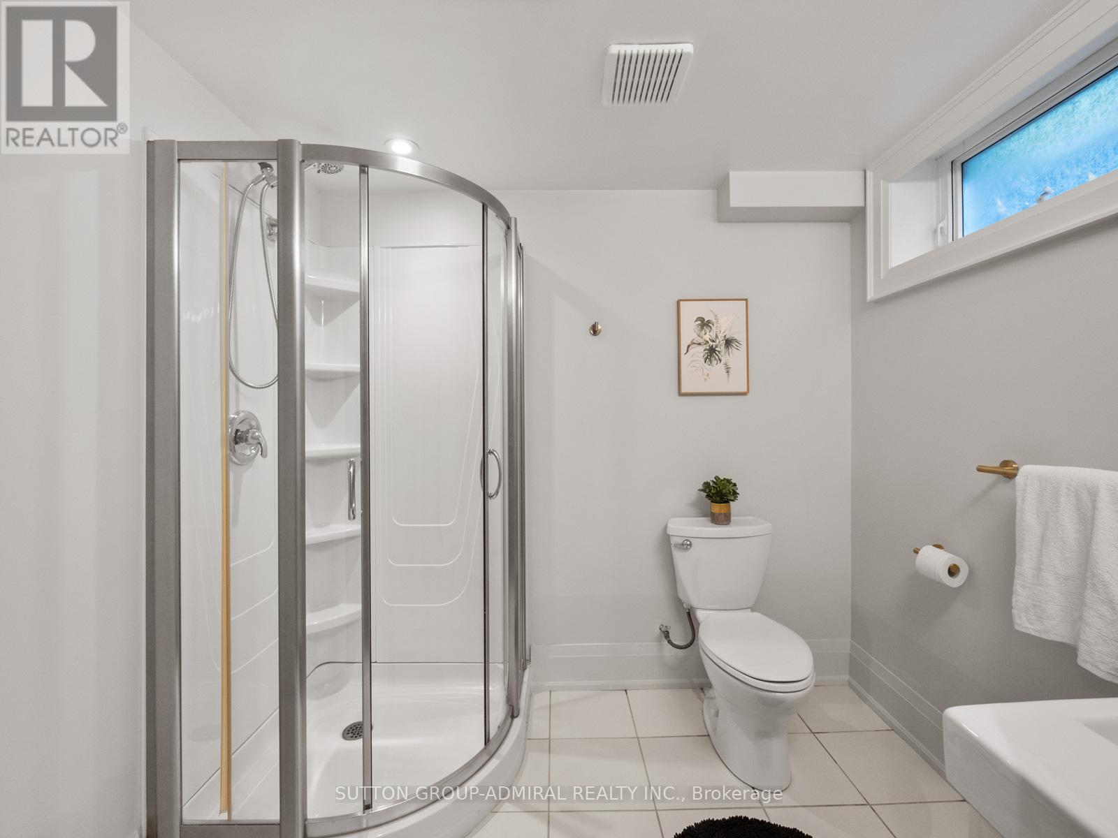 26 Puckeridge Crescent, Toronto (Eringate-Centennial-West Deane), Ontario  M9B 3A2 - Photo 38 - W12464929