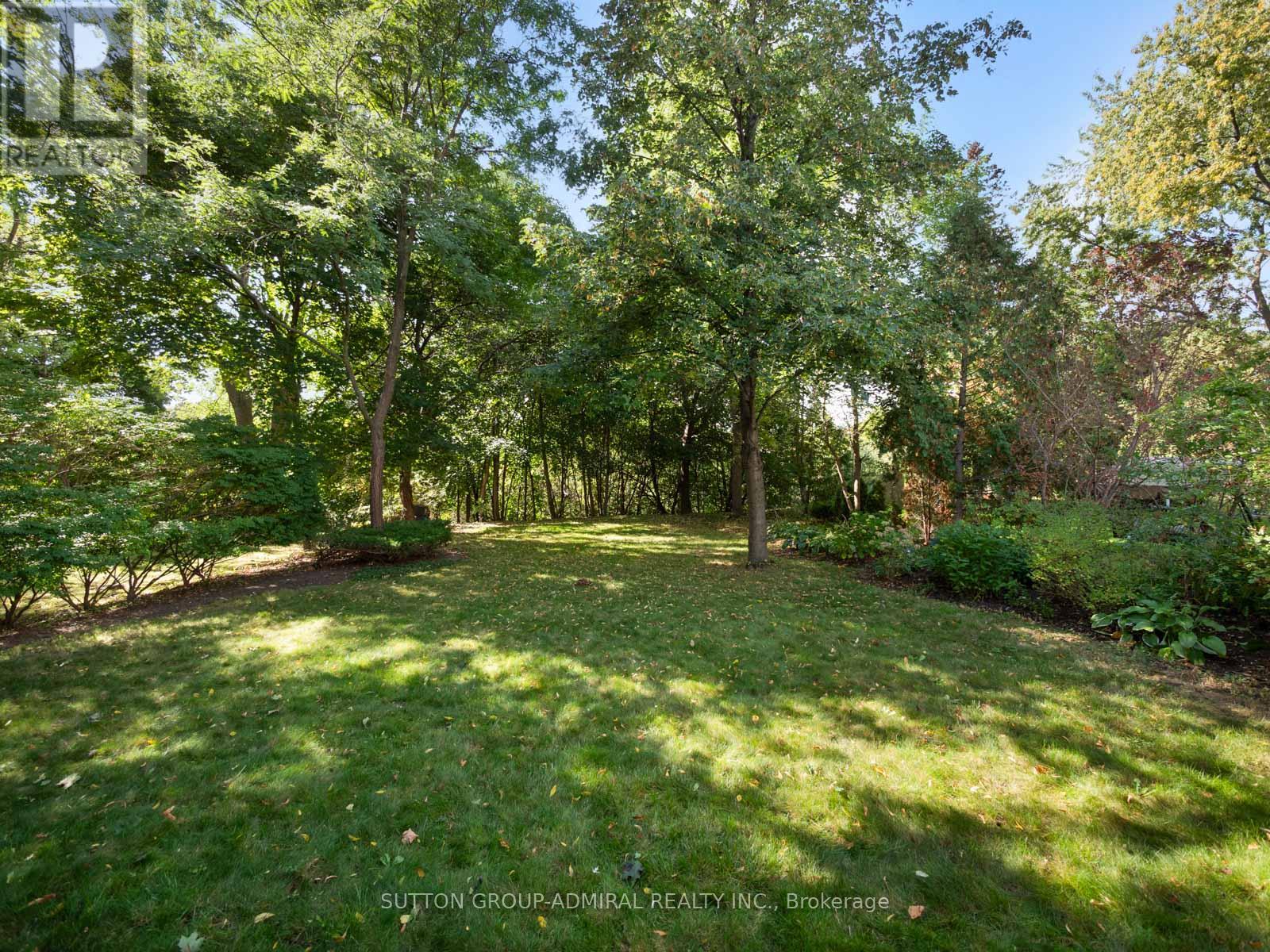 26 Puckeridge Crescent, Toronto (Eringate-Centennial-West Deane), Ontario  M9B 3A2 - Photo 44 - W12464929