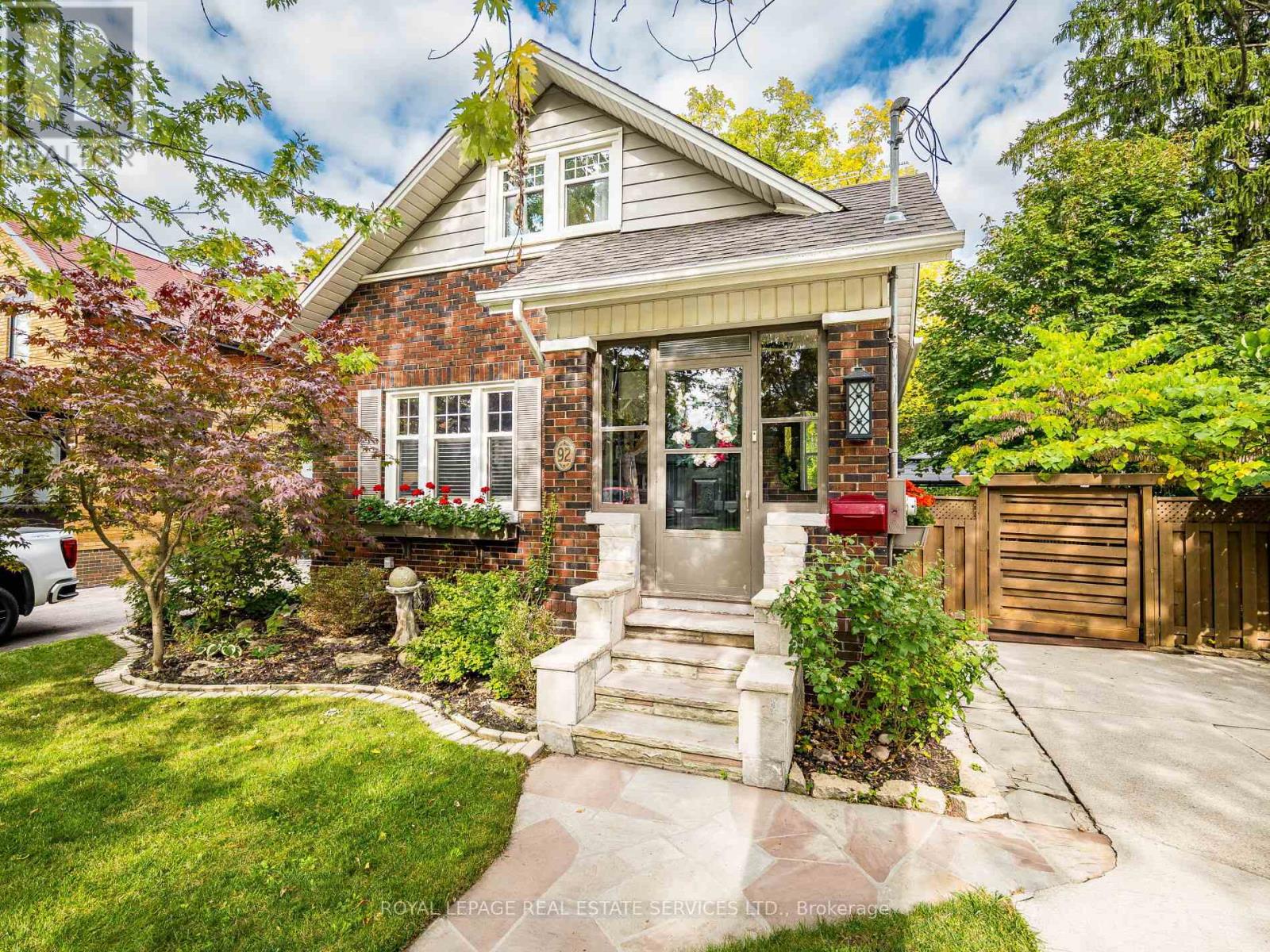 92 MILL STREET S, Brampton, Ontario