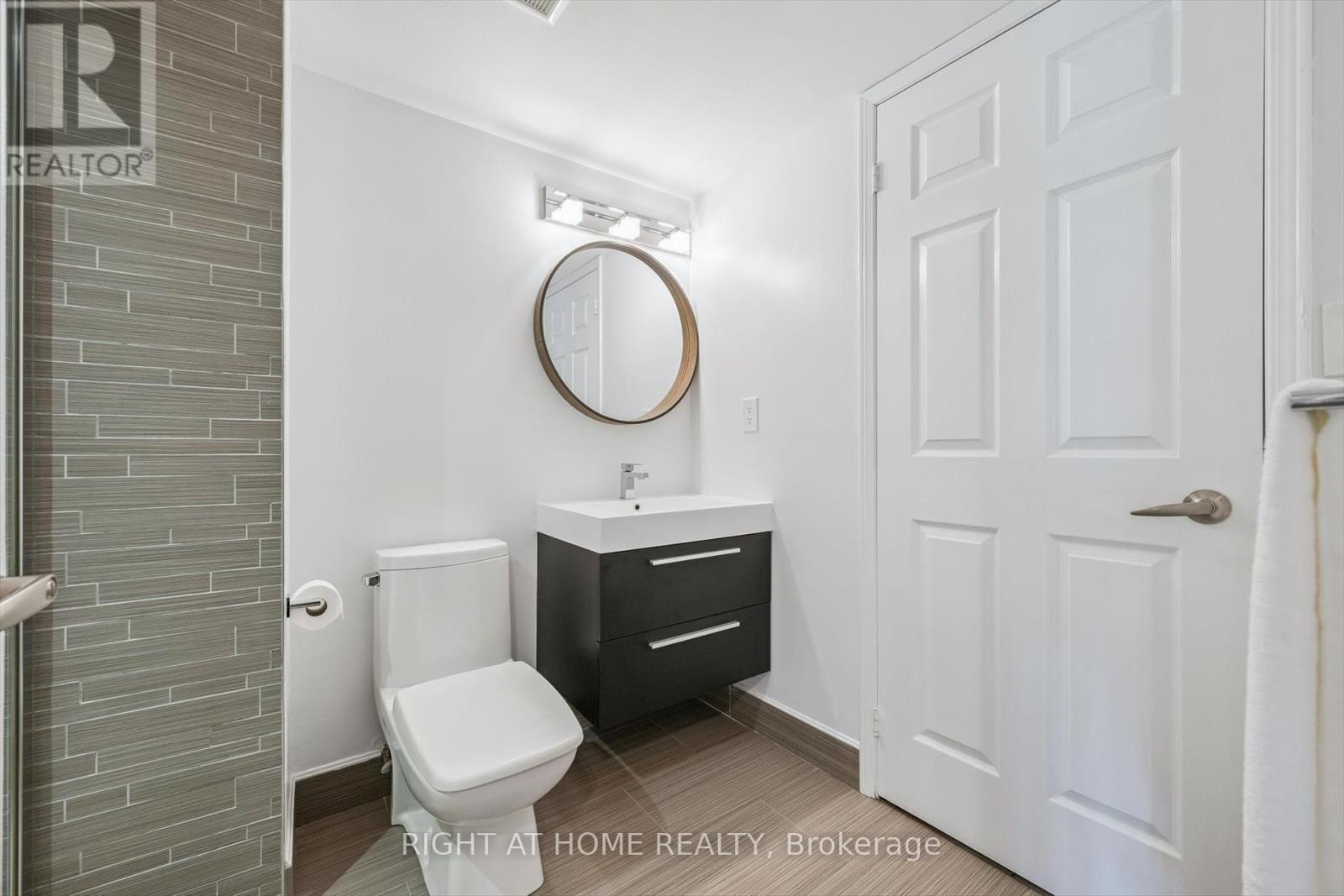 304 - 190 Manitoba Street, Toronto (Mimico), Ontario  M8Y 3Y8 - Photo 15 - W12464948