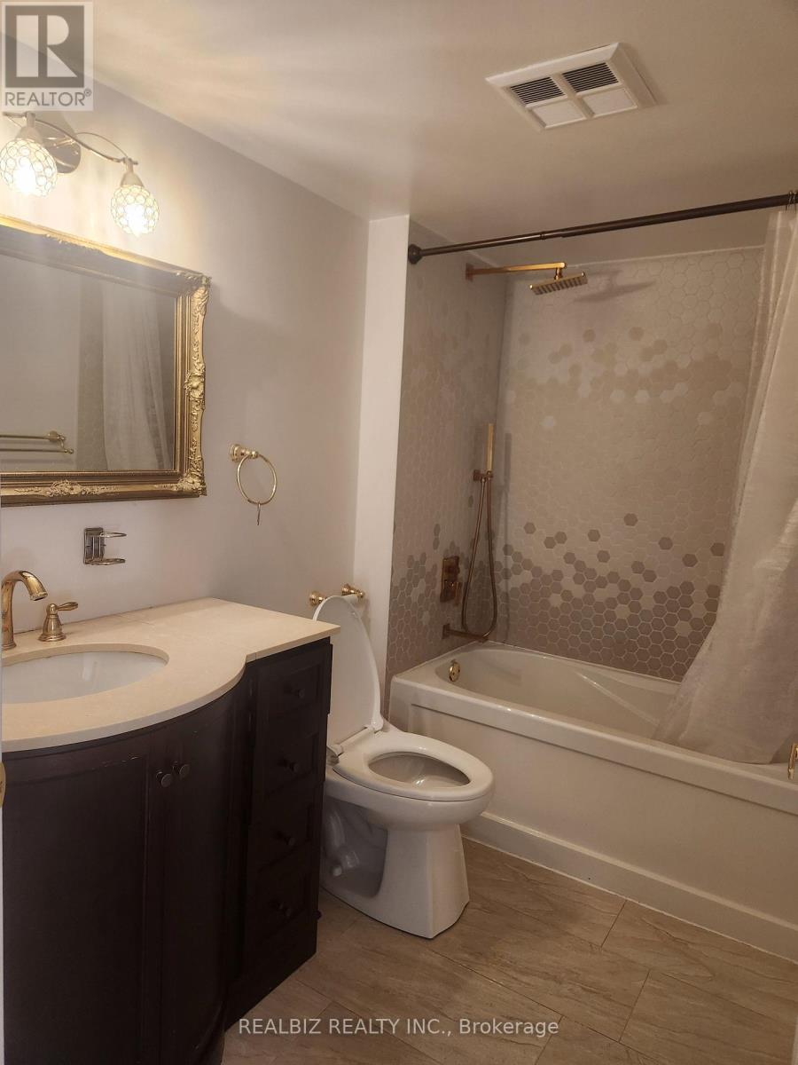 2221 - 25 Kingsbridge Garden Circle, Mississauga, Ontario  L5R 4B1 - Photo 4 - W12464952