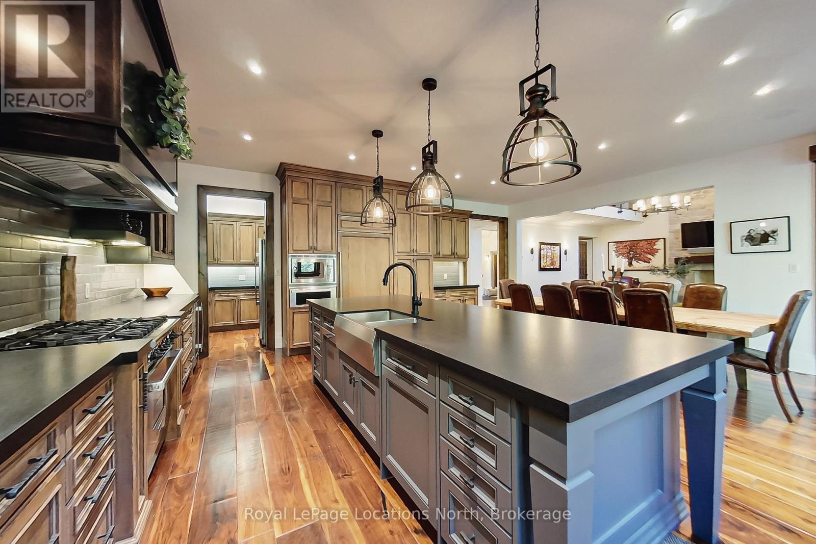 115 Ellis Drive, Blue Mountains, Ontario  N0H 1J0 - Photo 15 - X12465020