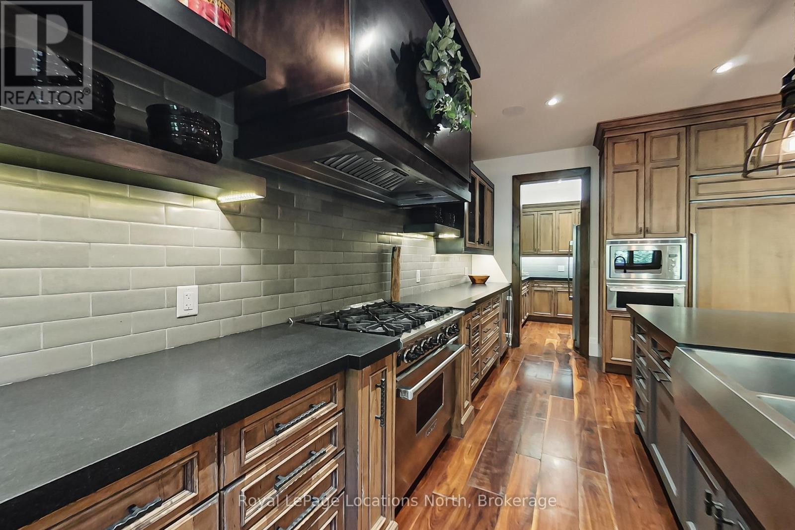 115 Ellis Drive, Blue Mountains, Ontario  N0H 1J0 - Photo 16 - X12465020