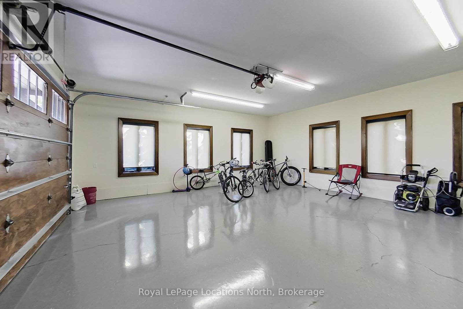 115 Ellis Drive, Blue Mountains, Ontario  N0H 1J0 - Photo 40 - X12465020
