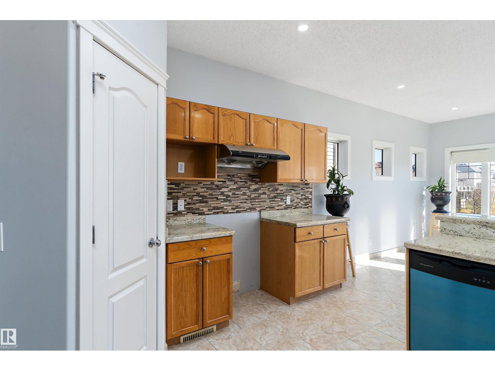 15647 42 St Nw, Edmonton, Alberta  T5Y 0C9 - Photo 18 - E4462267