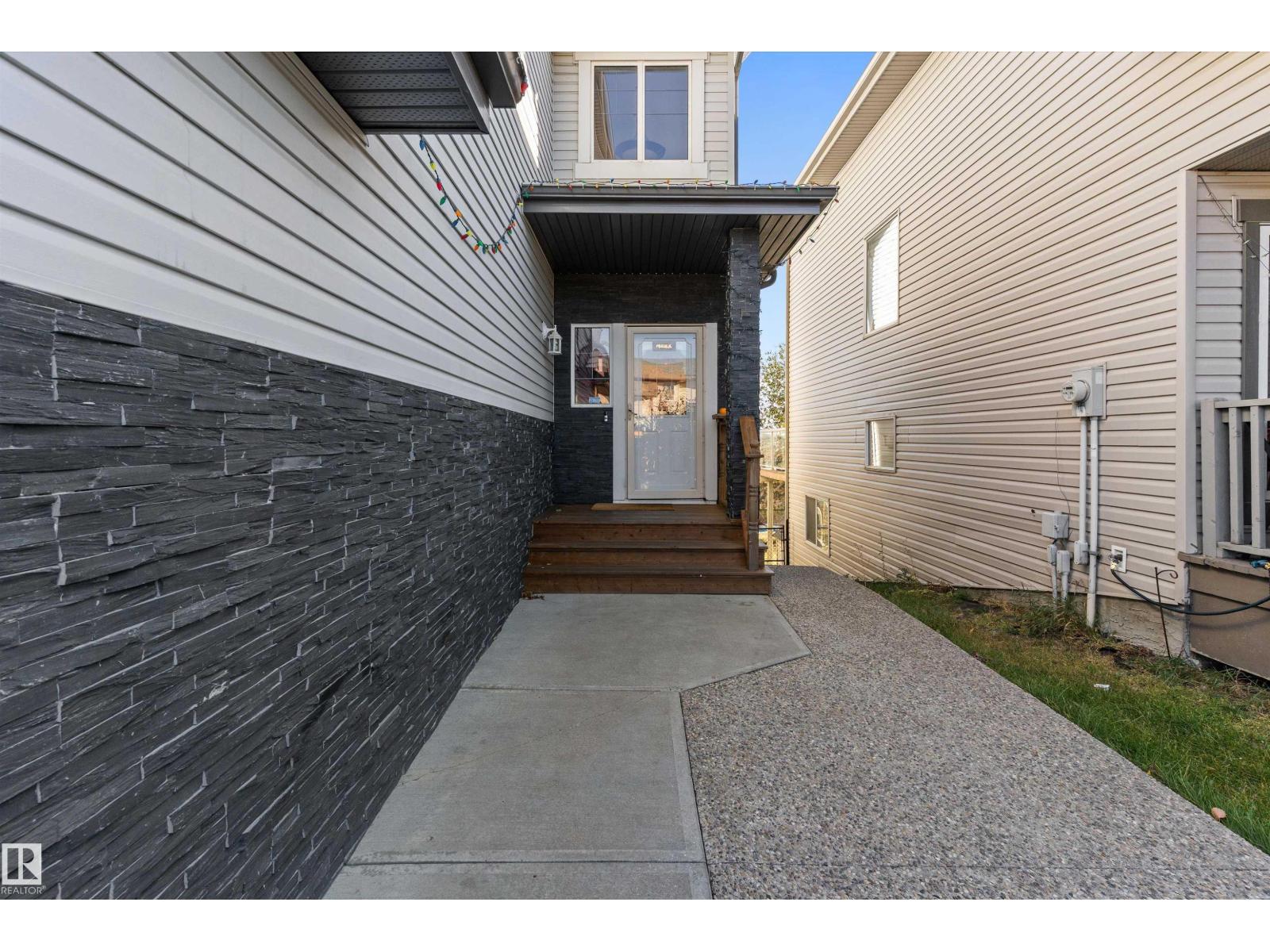15647 42 St Nw, Edmonton, Alberta  T5Y 0C9 - Photo 3 - E4462267