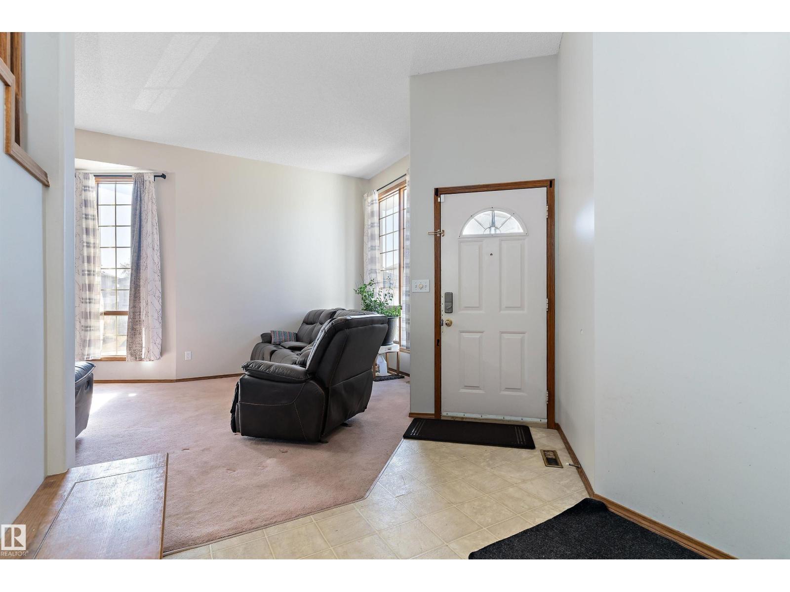 15903 62 St Nw, Edmonton, Alberta  T5Y 2R9 - Photo 4 - E4462269