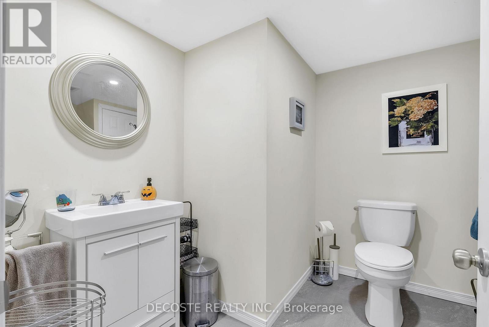 21275 Mccormick Road, North Glengarry (North Glengarry (Lochiel) Twp), Ontario  K0C 1A0 - Photo 19 - X12465090
