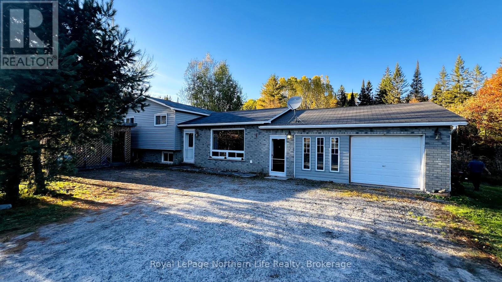 36 HIGHWAY 520, Armour, Ontario