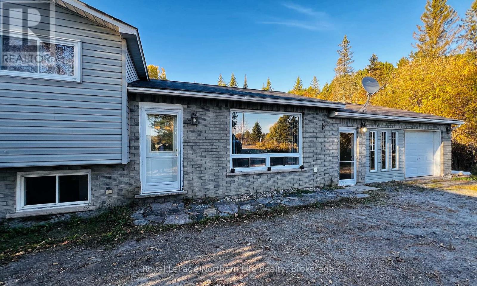36 Highway 520, Armour, Ontario  P0A 1C0 - Photo 4 - X12465009