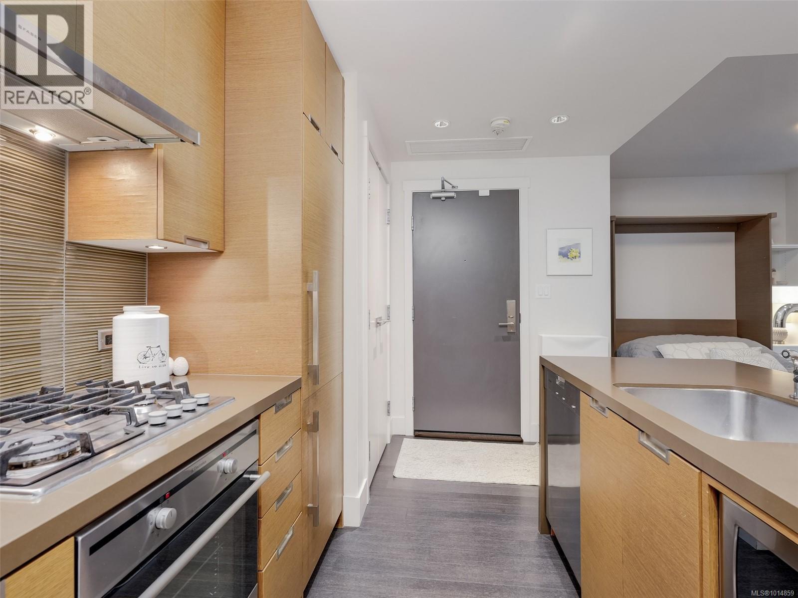 410 83 Saghalie Rd, Victoria, British Columbia  V9A 0A1 - Photo 13 - 1014859