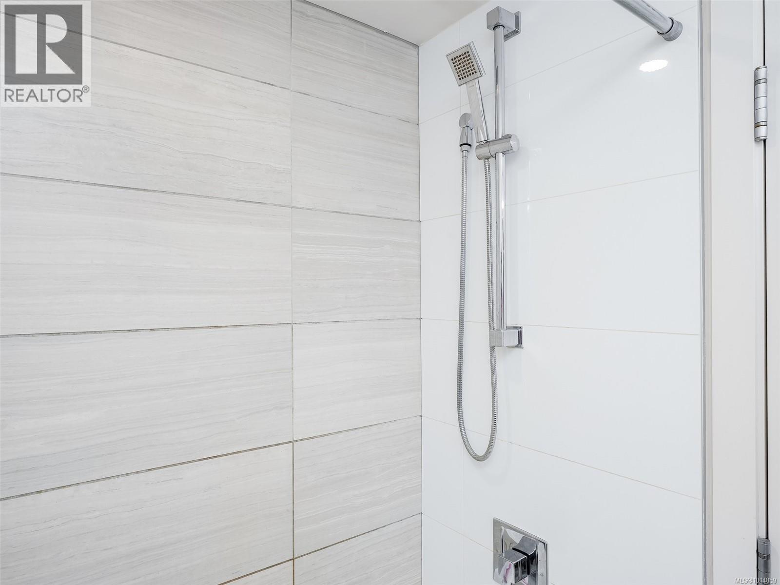 410 83 Saghalie Rd, Victoria, British Columbia  V9A 0A1 - Photo 16 - 1014859