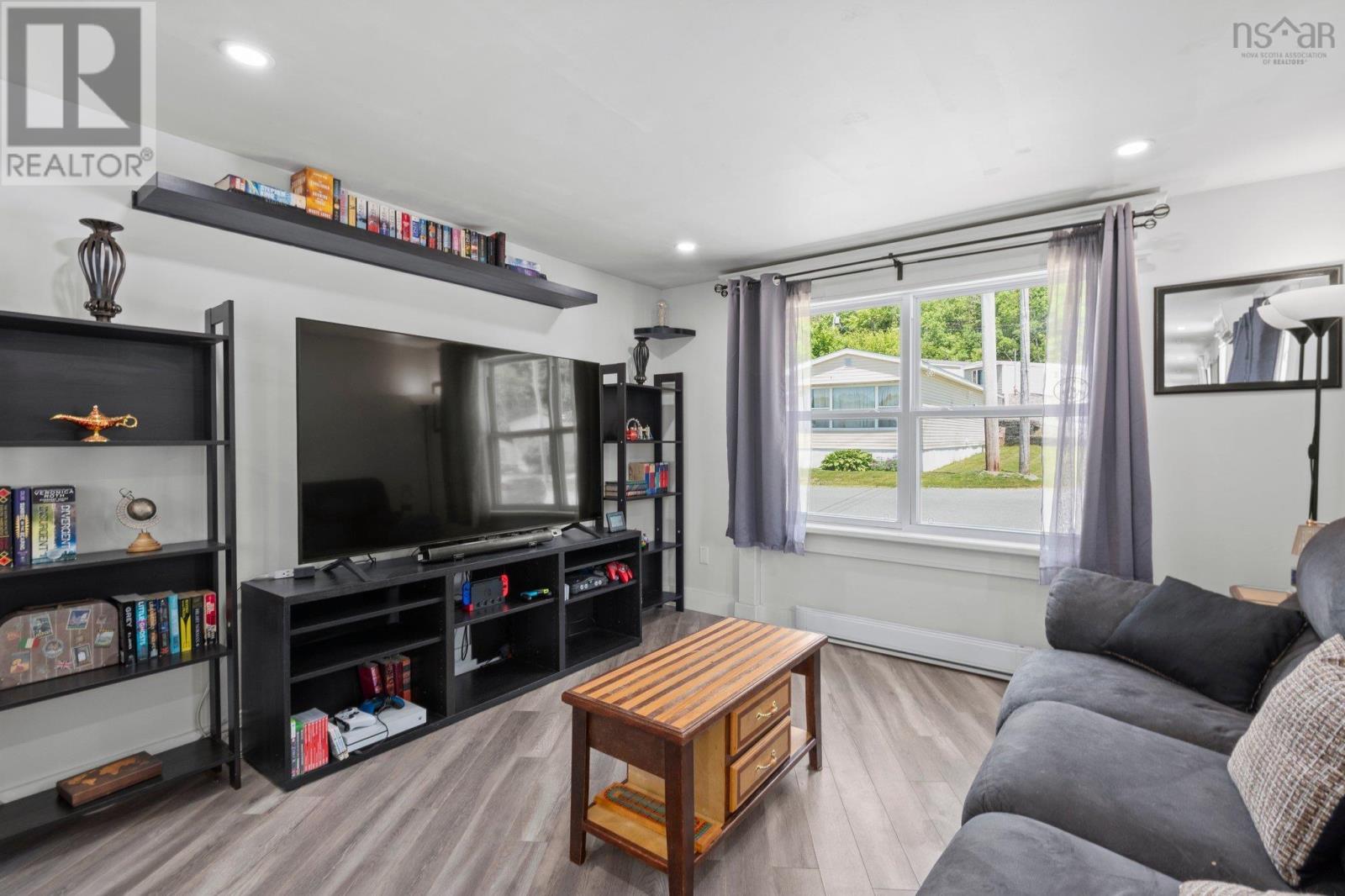 55 Brook Street, Middle Sackville, Nova Scotia  B4E 1C1 - Photo 8 - 202516844