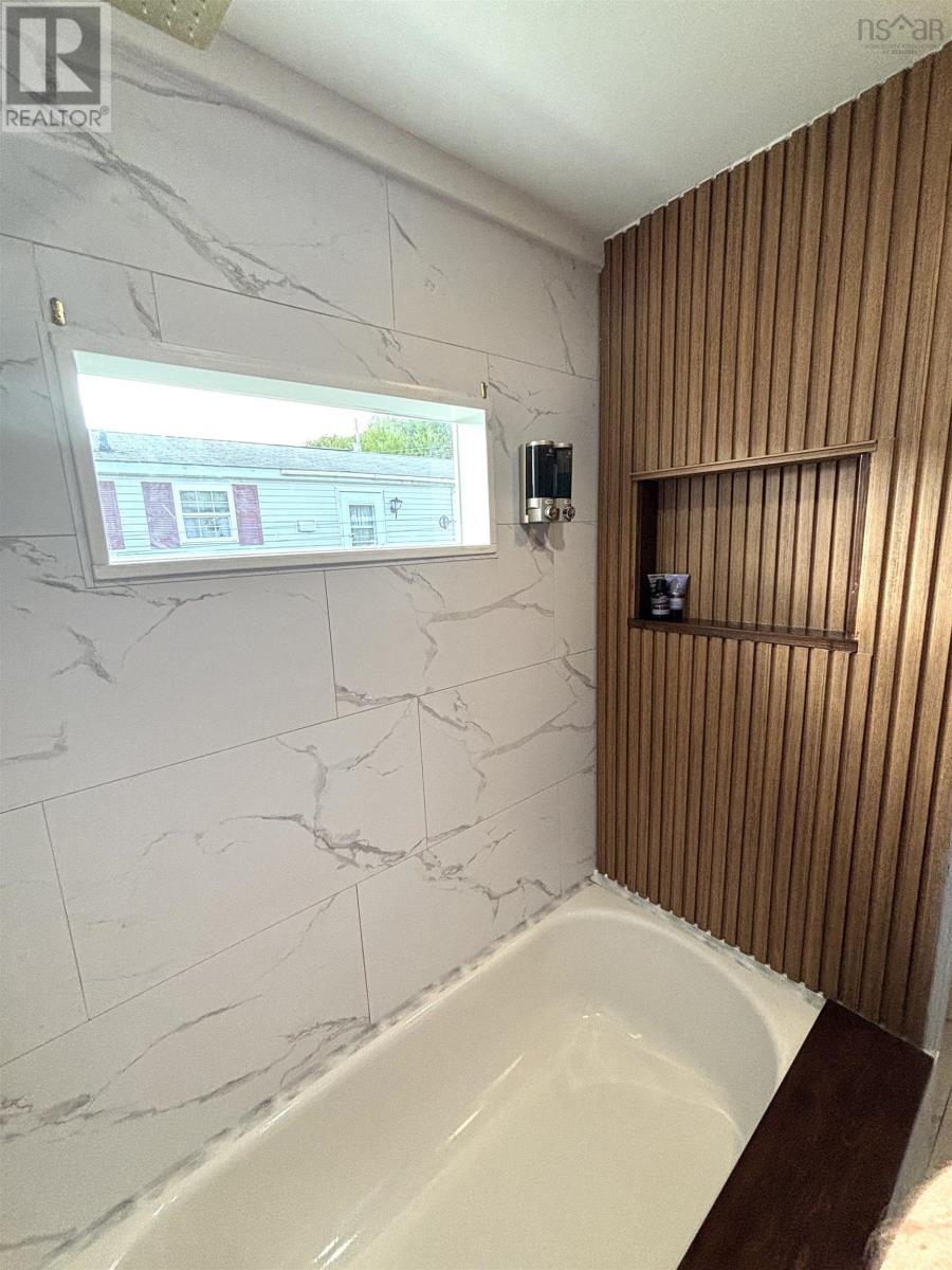 55 Brook Street, Middle Sackville, Nova Scotia  B4E 1C1 - Photo 18 - 202516844