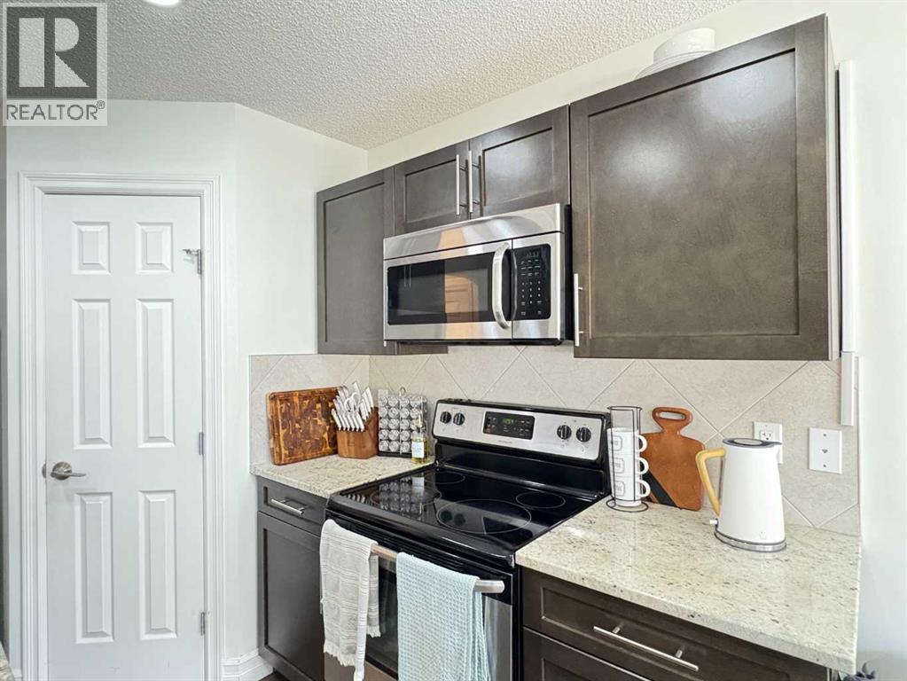 1014 162 Street Sw, Edmonton, Alberta  T6W 2G9 - Photo 10 - A2263031