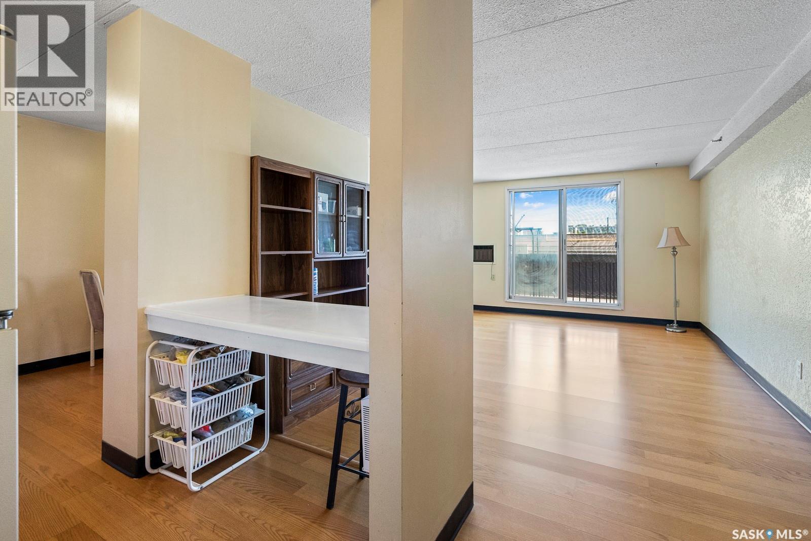 205 4045 Rae Street, Regina, Saskatchewan  S4S 6Y8 - Photo 2 - SK020848