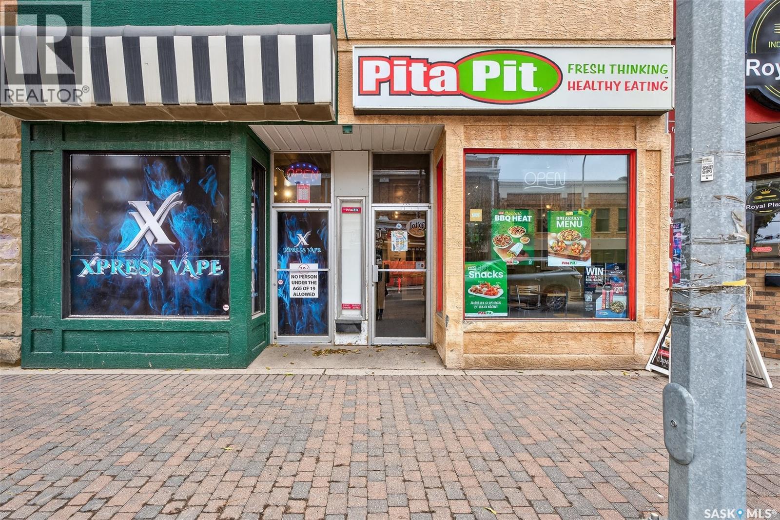 220-222 Main Street N, Moose Jaw, Saskatchewan  S6H 3J8 - Photo 2 - SK020734