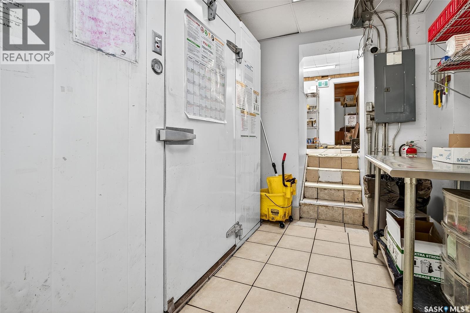 220-222 Main Street N, Moose Jaw, Saskatchewan  S6H 3J8 - Photo 22 - SK020734