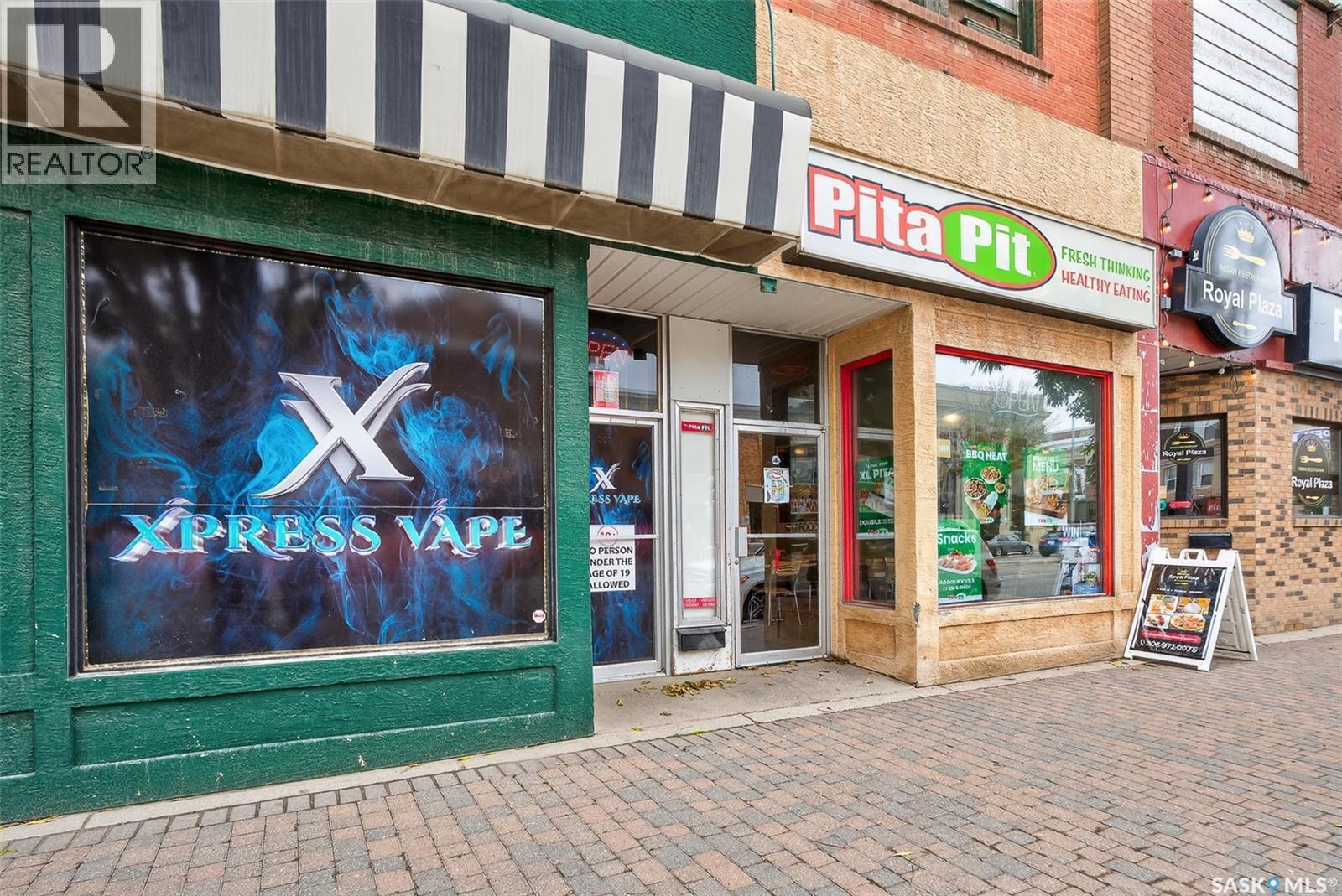 220-222 Main Street N, Moose Jaw, Saskatchewan  S6H 3J8 - Photo 3 - SK020734