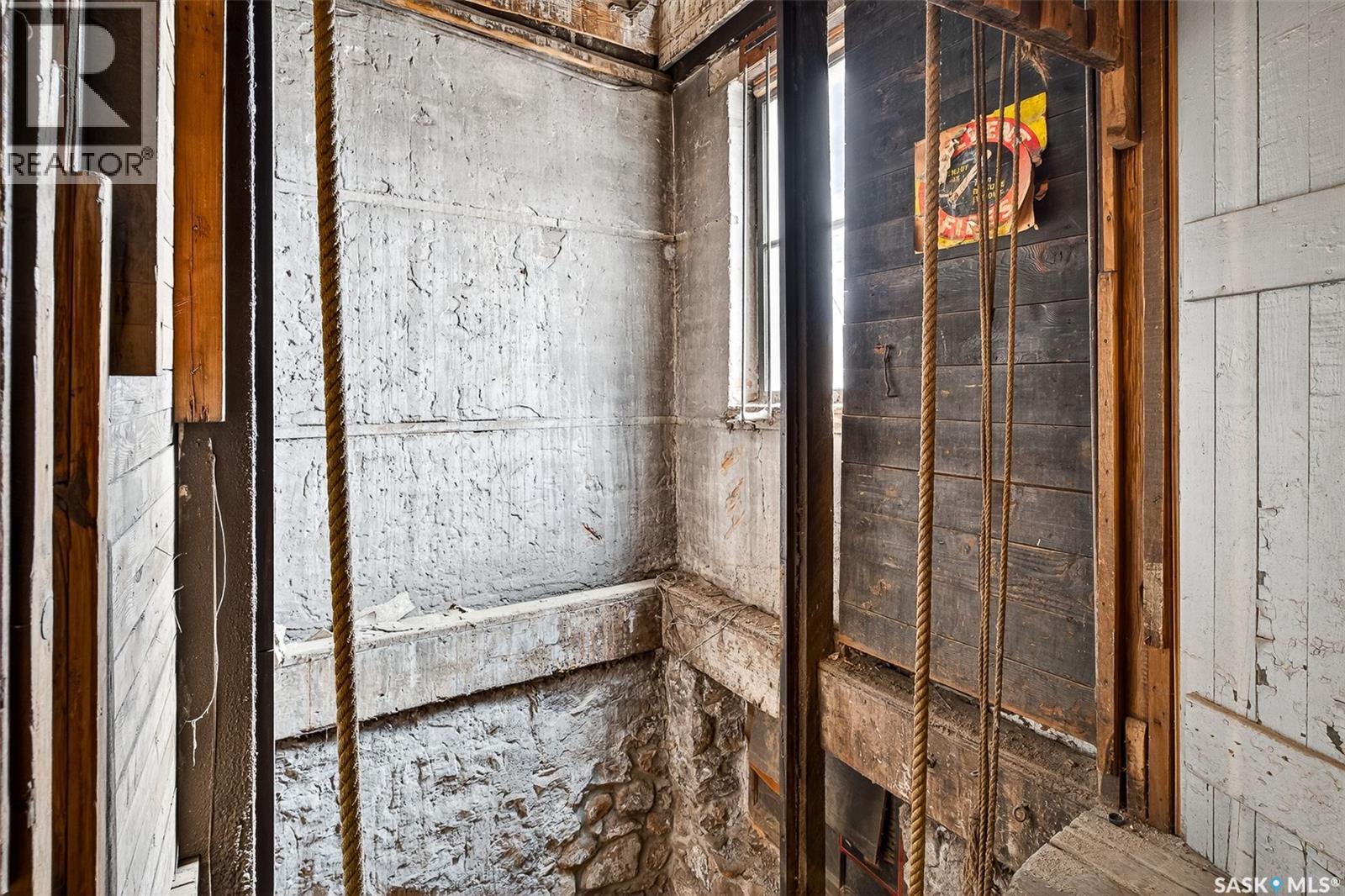 220-222 Main Street N, Moose Jaw, Saskatchewan  S6H 3J8 - Photo 34 - SK020734