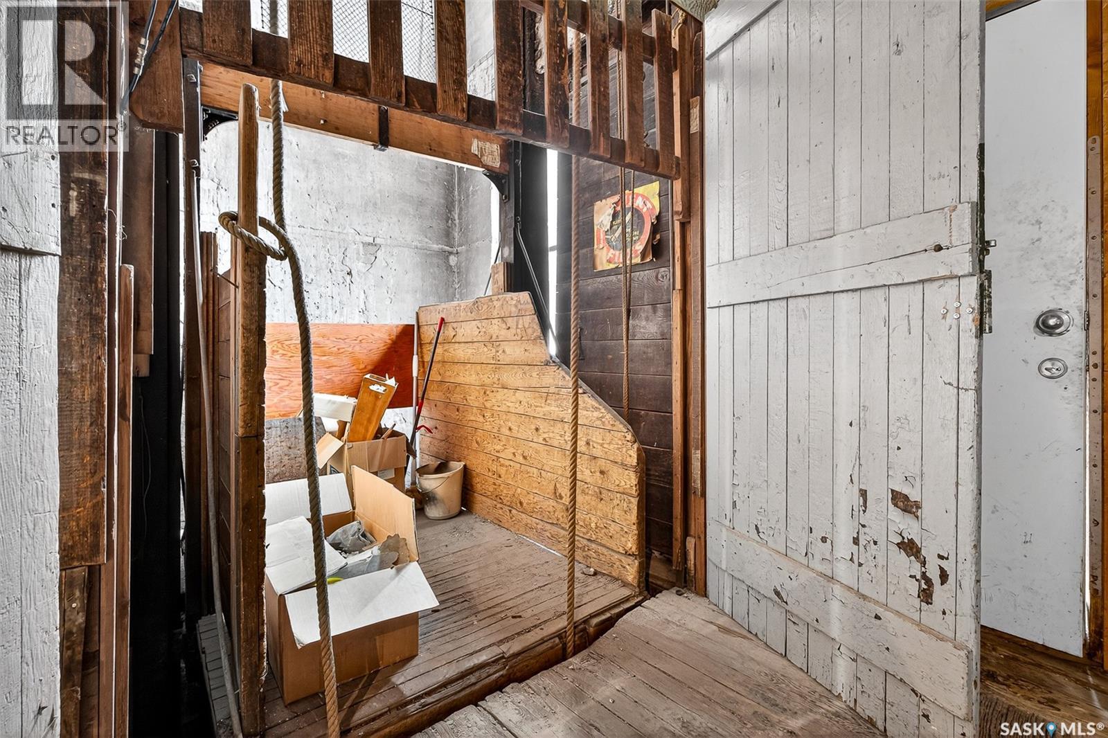 220-222 Main Street N, Moose Jaw, Saskatchewan  S6H 3J8 - Photo 35 - SK020734