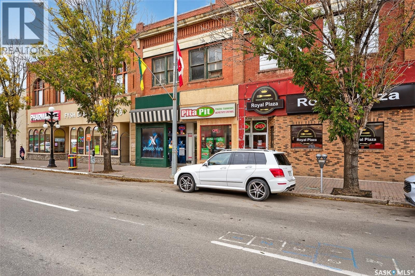 220-222 Main Street N, Moose Jaw, Saskatchewan  S6H 3J8 - Photo 8 - SK020734