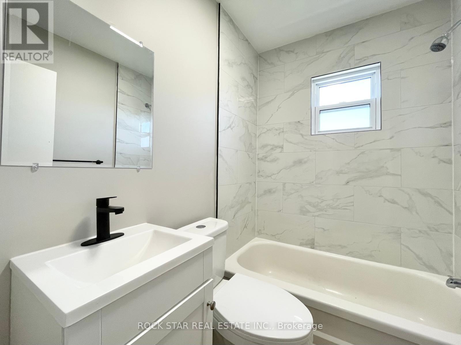 111 Mcalpine Avenue S, Welland (Lincoln/crowland), Ontario  L3B 1T7 - Photo 26 - X12464110